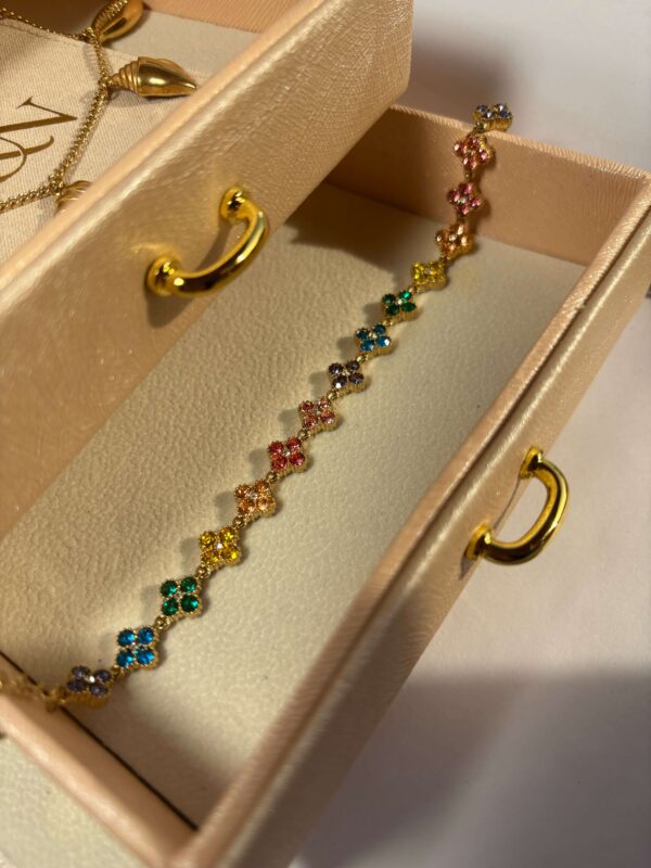 'Capri' Clover Tennis Bracelet box